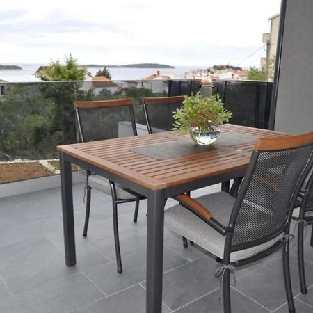 Riodia Seaview Stay Primosten Bagian luar foto