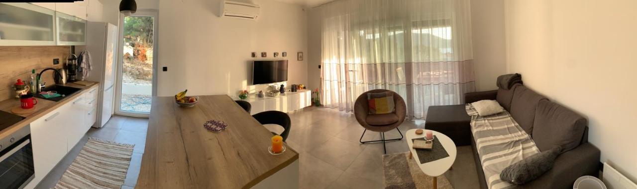 Riodia Seaview Stay Primosten Bagian luar foto